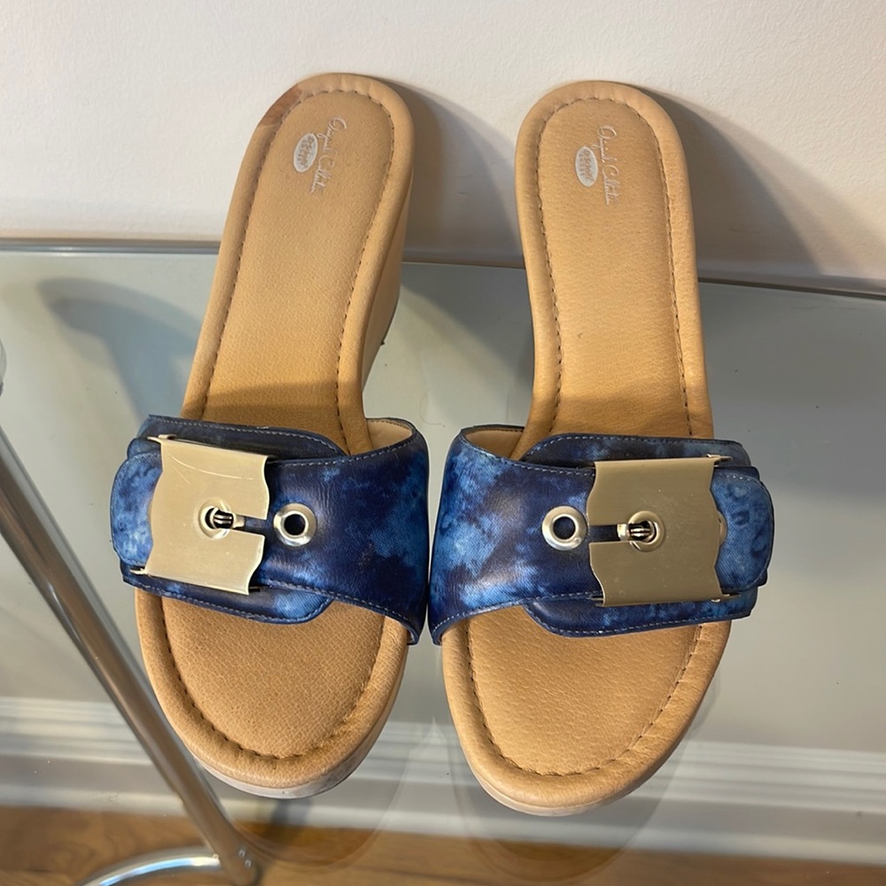 Dr. Scholl's Blue and Tan Sandals